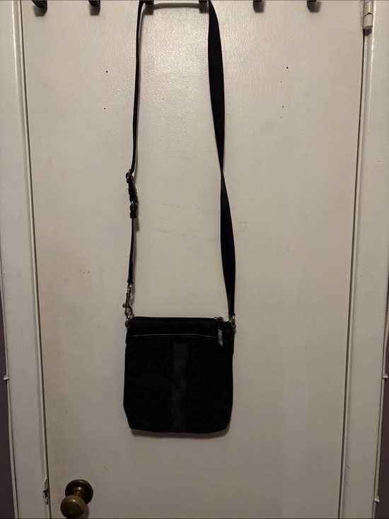 Coach Handbags - Coach Black Crossbody Sling Bag - Casual Everyday Carry